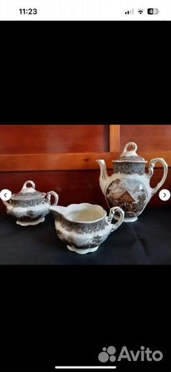 Антикварный сервиз