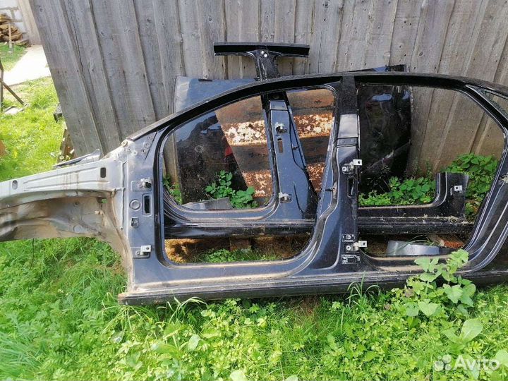 Боковина volkswagen polo