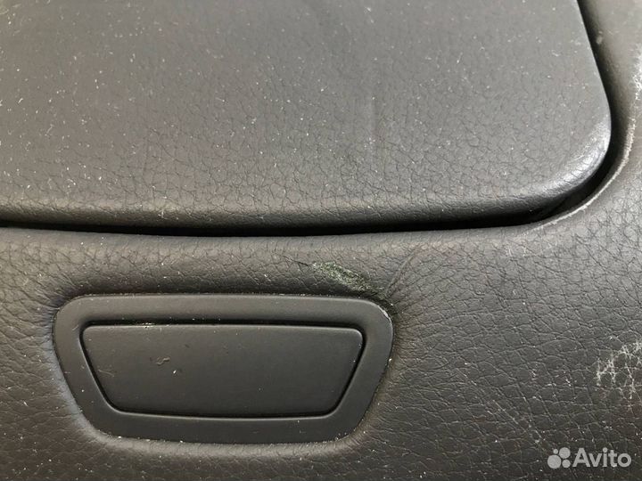 Подлокотник Bmw 7 F04 N63B44 2010