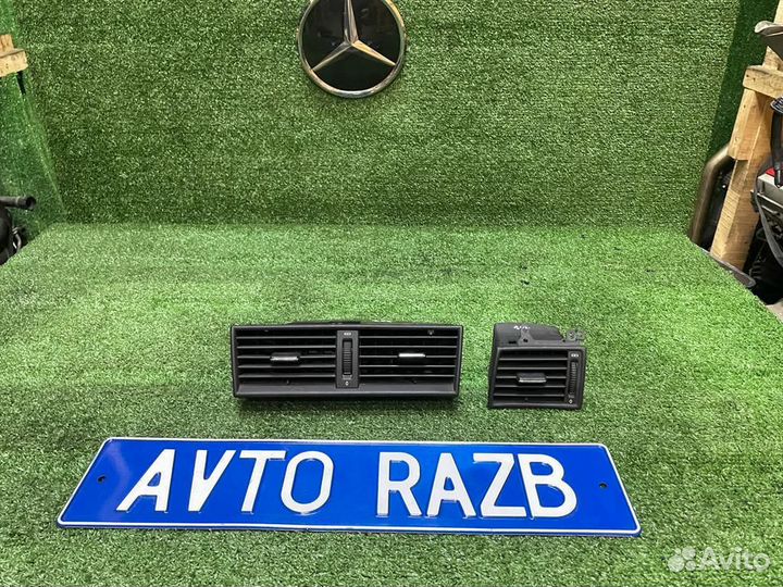 Дефлектор воздуховод на Мерседес w202