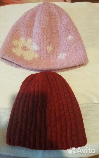 Шапки женские двухслойные б/у и новая