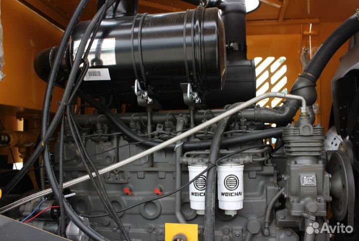 Фронтальный погрузчик Redstar ZL300S, 2023