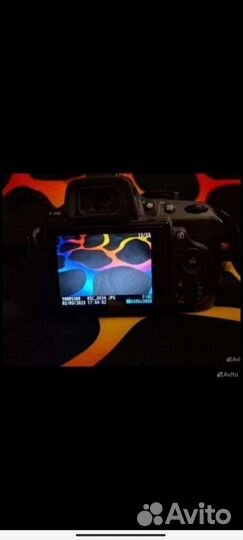 Зеркалка Nikon D5200, экшн камера