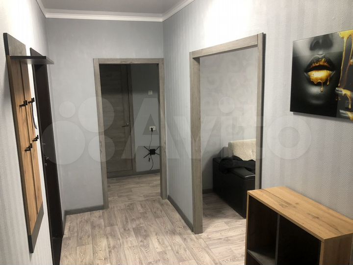 2-к. квартира, 60 м², 2/10 эт.