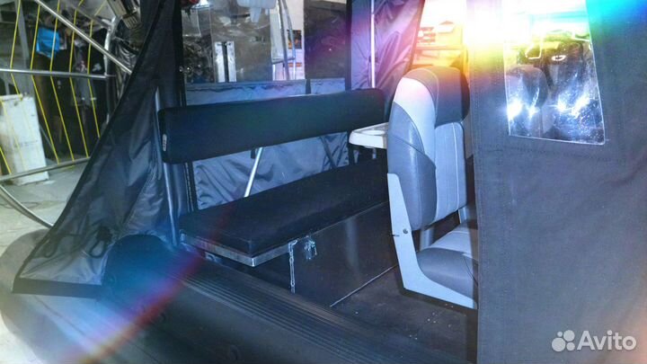 Аэролодка Бриз-550 мощность 200 л.с