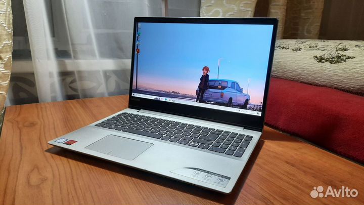 Игровой ноутбук Lenovo