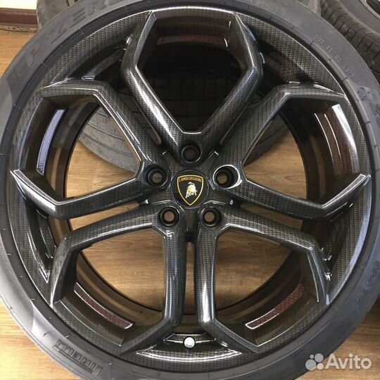 Lamborghini Aventador R20 Оригинальные колеса лето