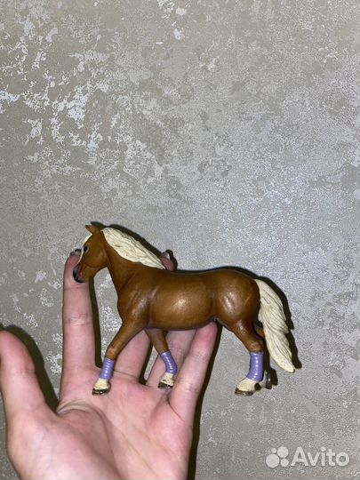 Лошадь Schleich