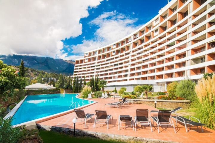 2-к. квартира, 93 м², 7/10 эт.