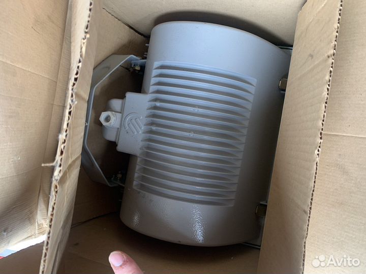 Прожектор уличный ио04-1500