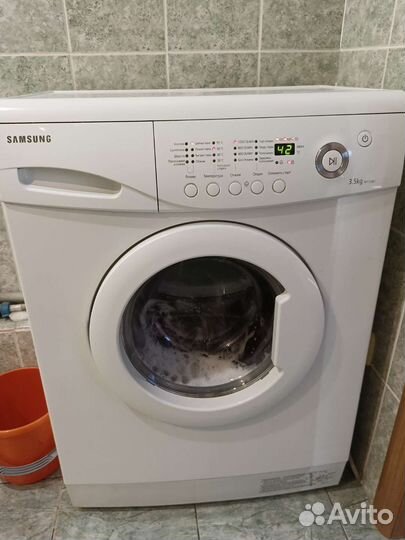 Стиральная машина Samsung WF-S1061 3.5. Самовывоз