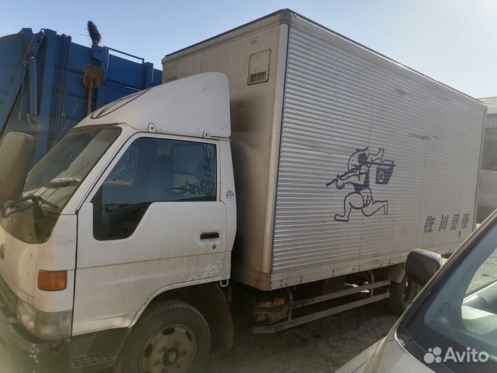 Toyota Dyna цельнометаллический, 1997
