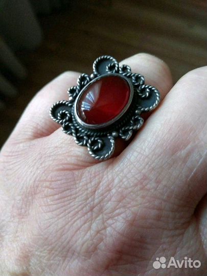 Комплект с сердоликом