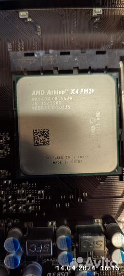 Материнская плата с процессором