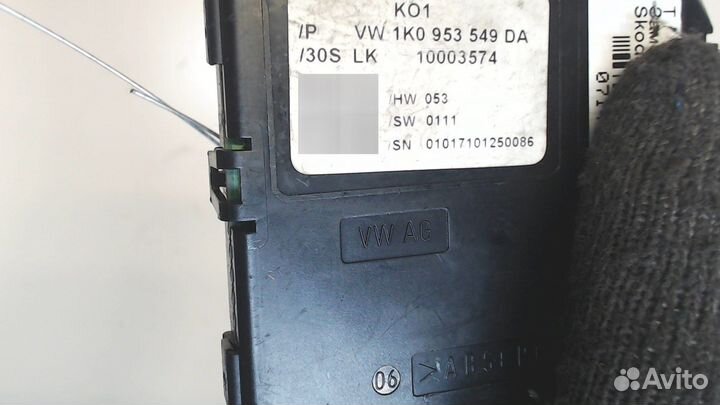 Блок управления подрулевыми переключателями Skoda