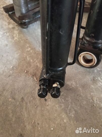 Цилиндр подъема кабины man