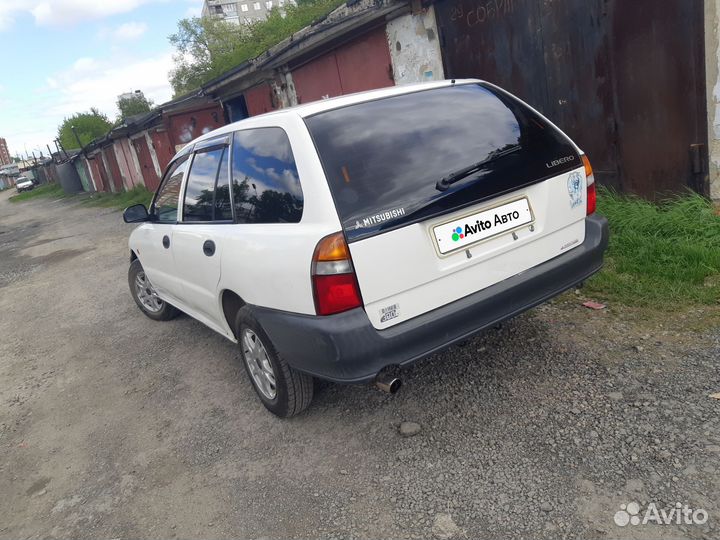 Mitsubishi Libero 1.5 AT, 2001, 268 000 км