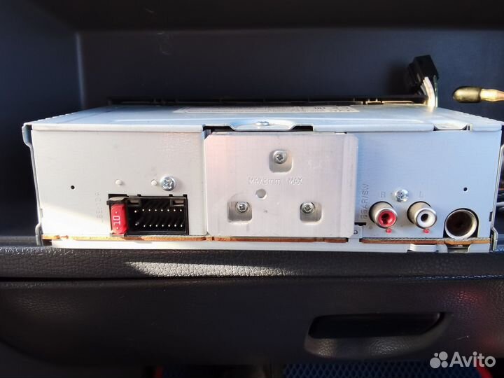 Магнитола JVC X215