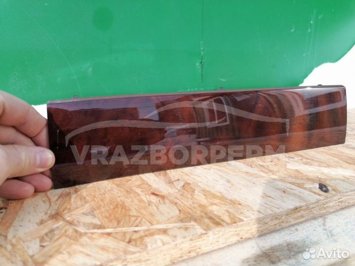 Накладка на торпедо VW Touareg