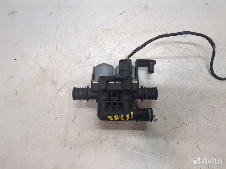 Кран отопителя BMW X6 E71, 2010