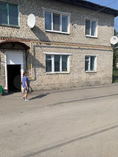 2-к. квартира, 37 м², 1/2 эт.