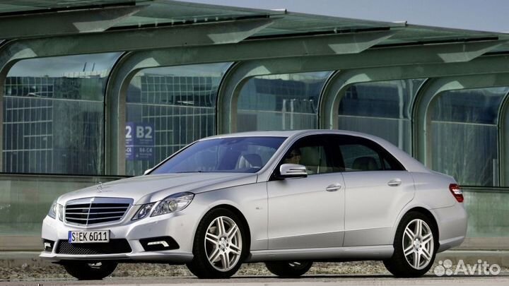 Колодки тормозные передние Mercedes w212 нов/ориг