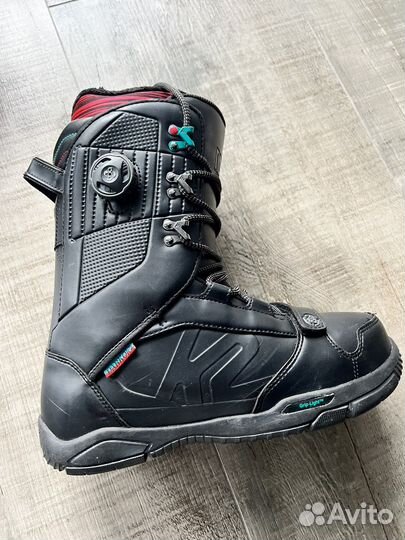 Сноубордические ботинки Darko K2, шлем Mango Quota