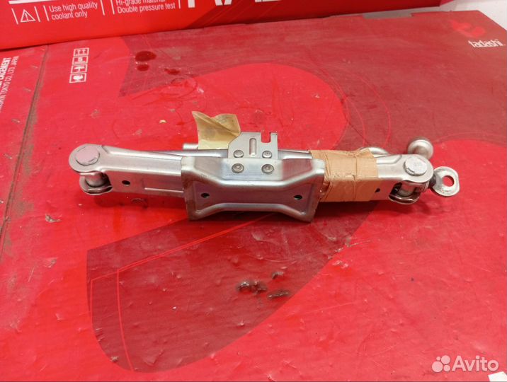 Домкрат nissan micra k13