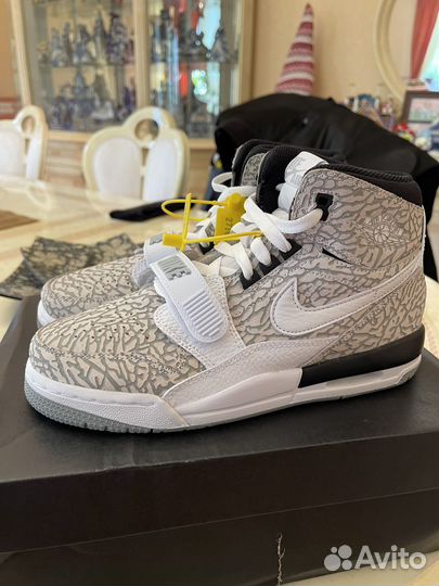 Кроссовки Air Jordan Legacy 312 Оригинал