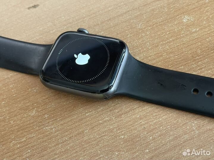 Apple watch 4