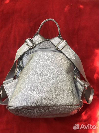 Рюкзак для девочки с пайетками