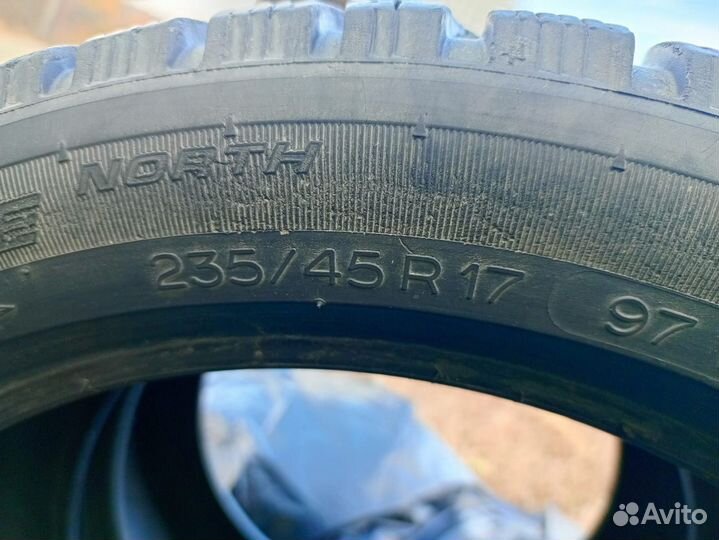 Michelin X-Ice North 235/45 R17 97T