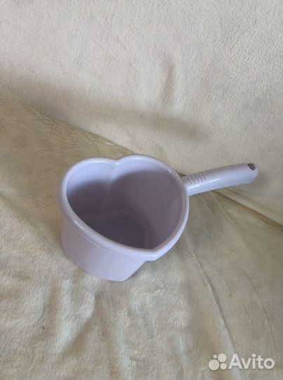 Ванна, стульчик, горка, ковшик для купания малыша