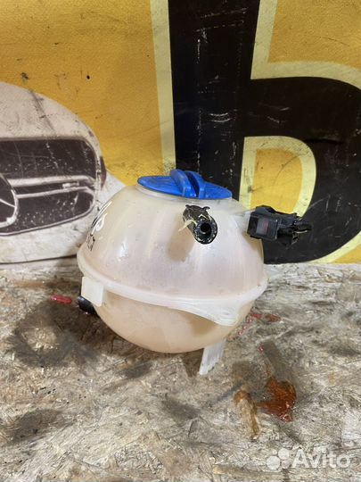 Расширительный бачок Шкода Рапид Фольксваген Поло