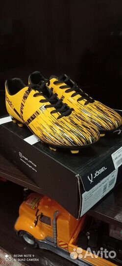 Футбольные бутсы 36 размер