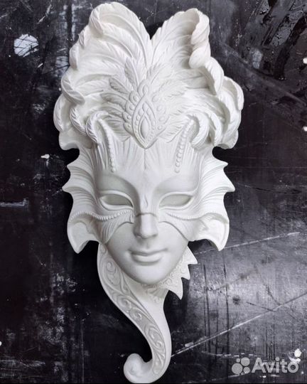 Венецианские гипсовые маски