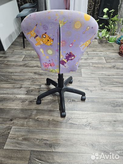 Компьютерное кресло