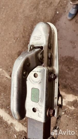 Прицепное устройство (замок)