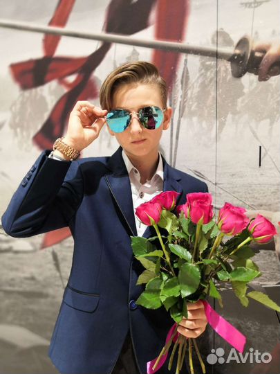 Пиджак школьный