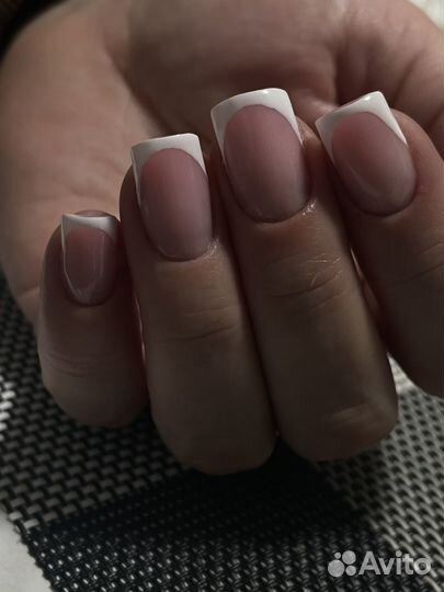 Маникюр на дому