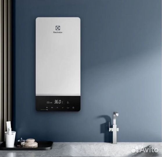 Водонагреватель проточный Electrolux NPX 12-18 Sen