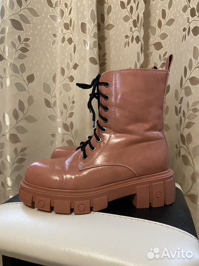 Ботинки женские 39 размер