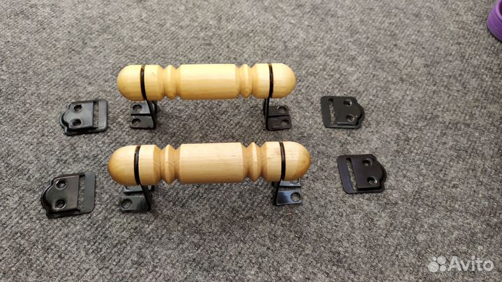 Дверные ручки деревянные