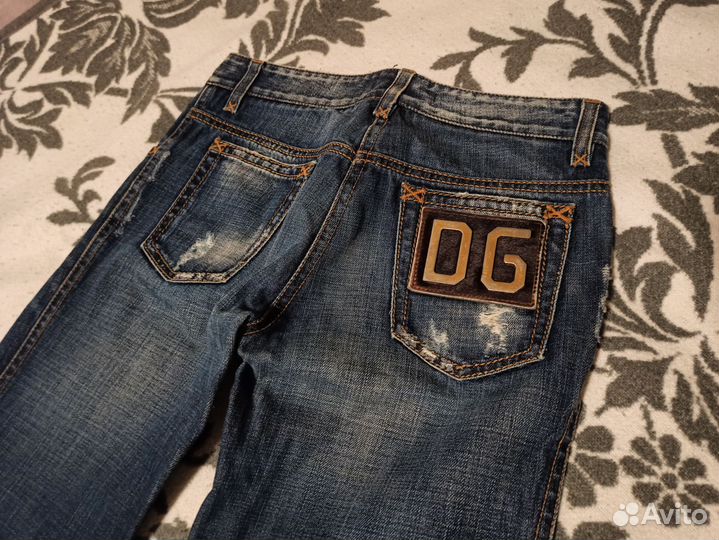 Женские джинсы DG на бедрах 40 размер