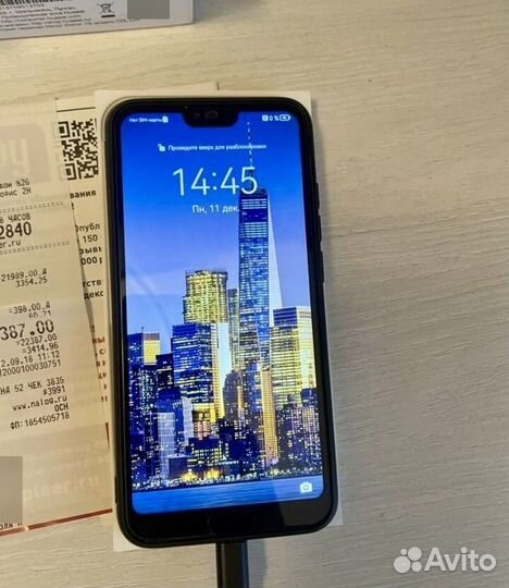 HONOR 10, 4/128 ГБ