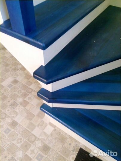 Лестница деревянная на второй этаж