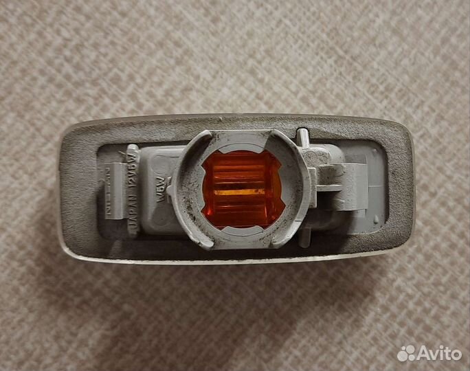 Повторитель поворота Nissan Almera G15