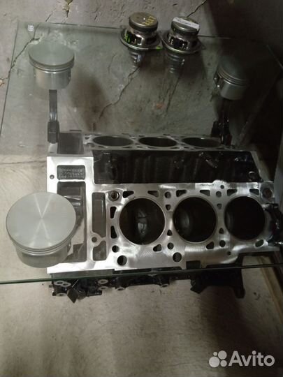 Стол из блока двигателя V6