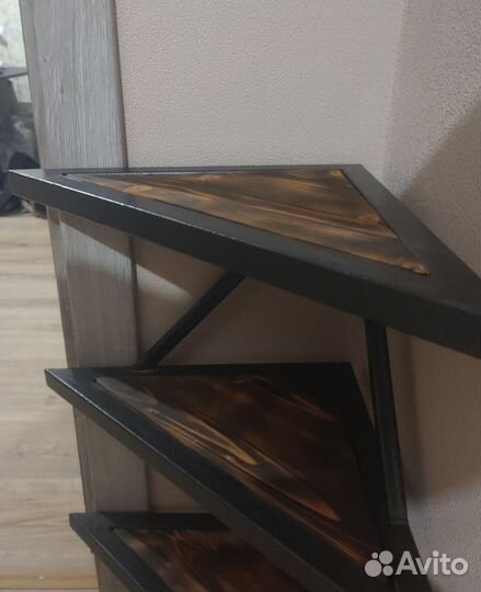 Угловая полка лофт