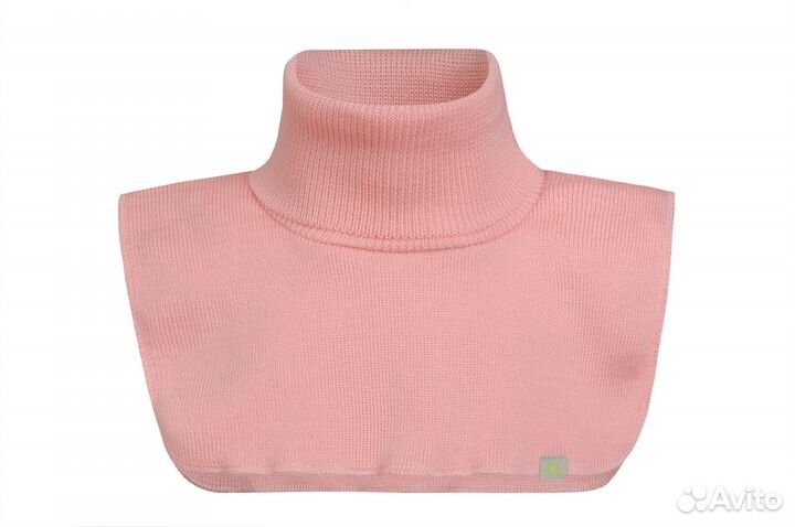 Вязаная манишка для девочки